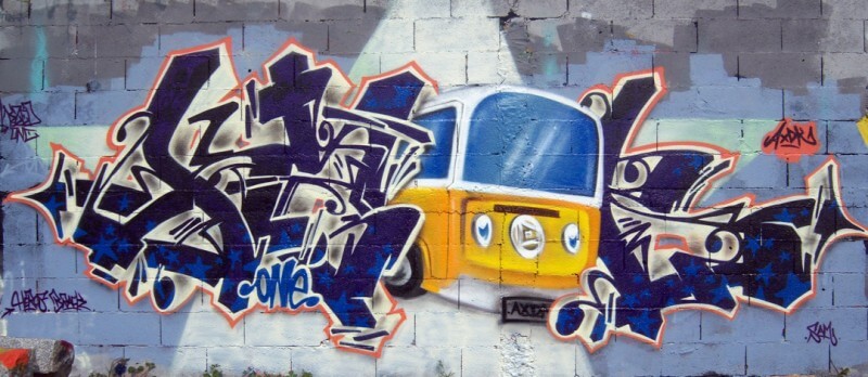 BUS SCHOOL