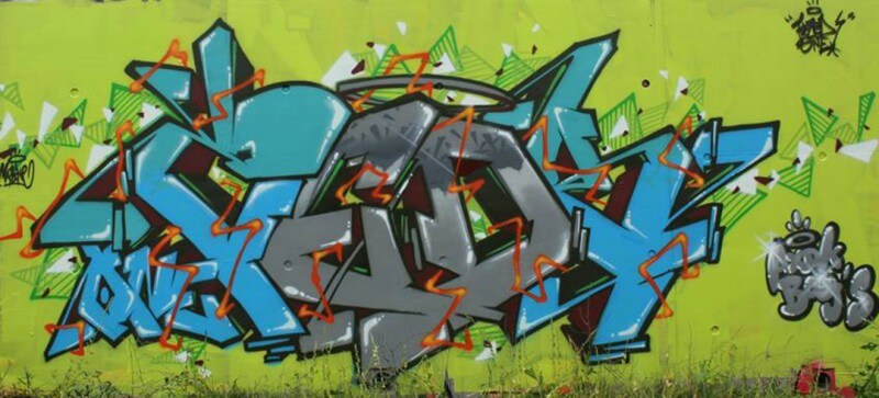 graffiti amiens kzed axdk amiens graffiti bleu et gris