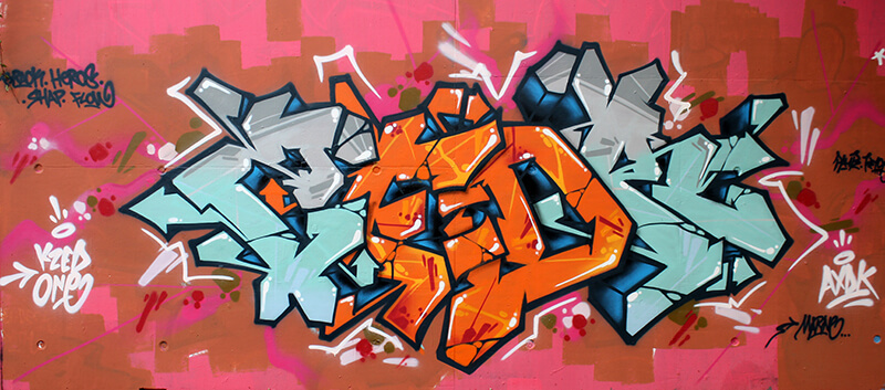 kzed_axdk_amiens_graffiti_bleu_orange