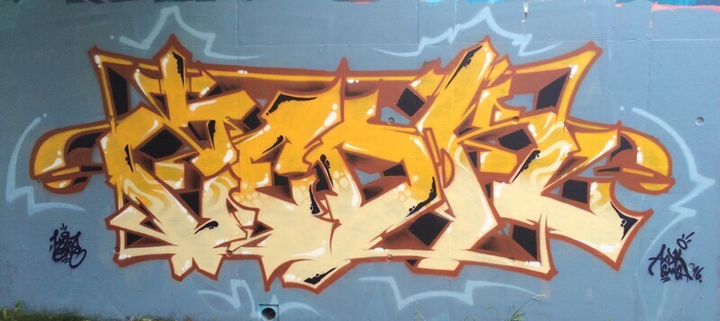 Graffiti réalisé par Kzed du Crew AXDK à amiens